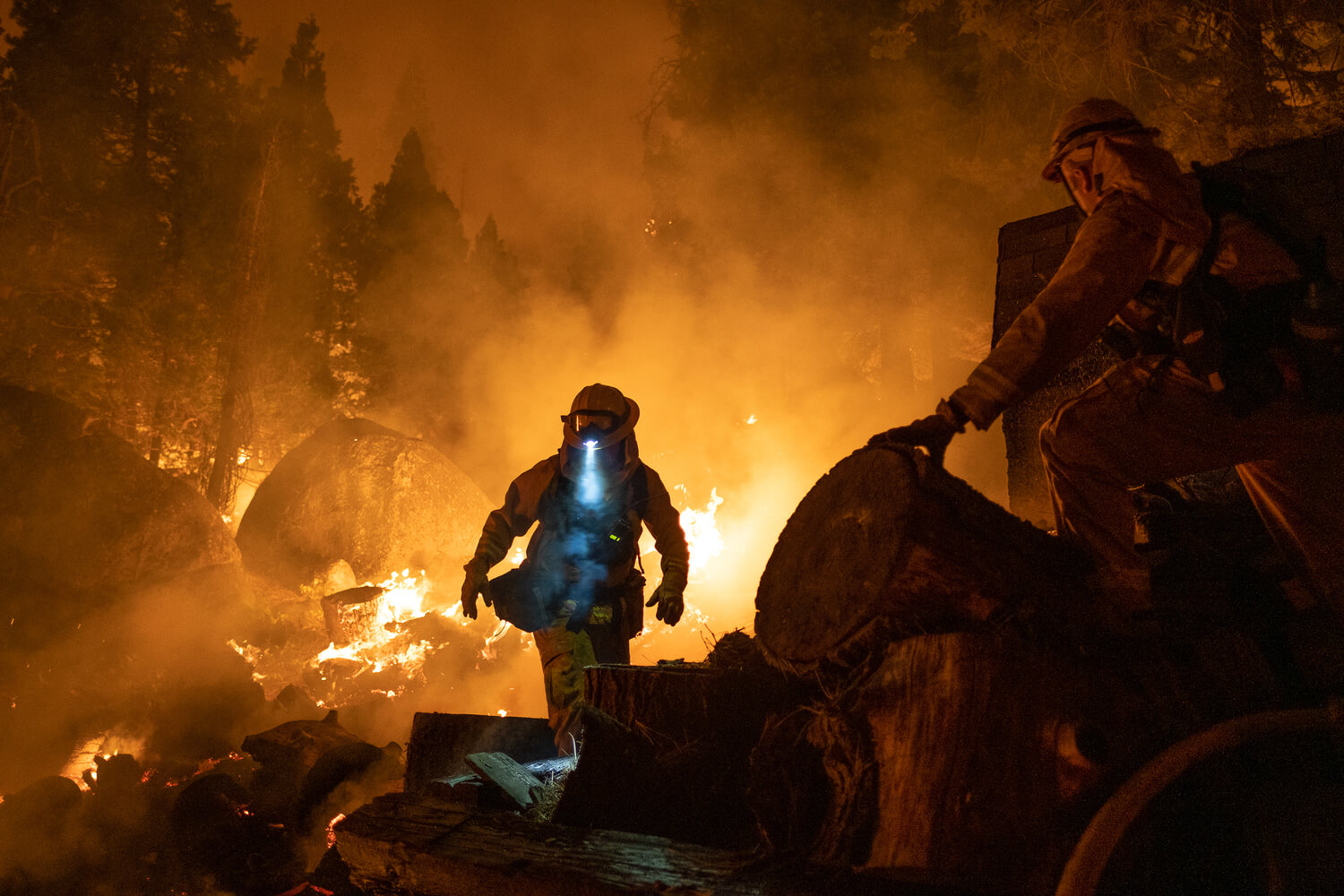 IPA-Winner-2023-David-Odisho monument valley on black and white film